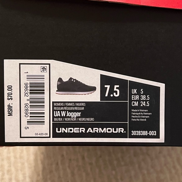 NIB Under Armour Women’s Black Sneakers Size 7.5 - Picture 4 of 5
